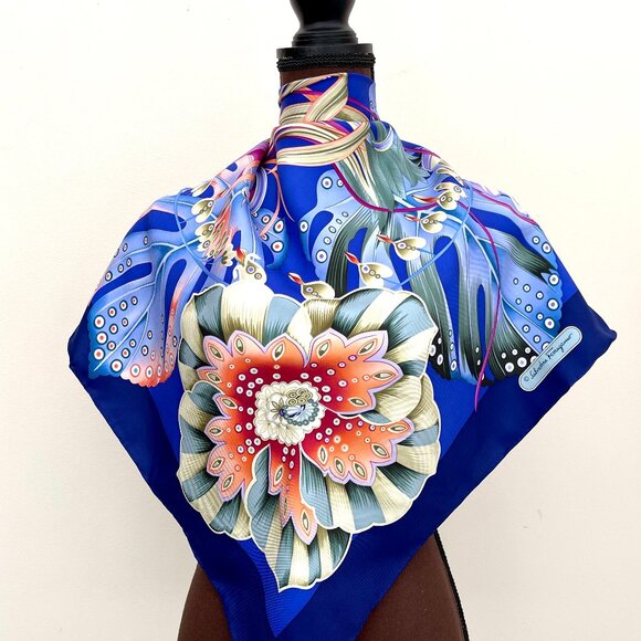 Salvatore Ferragamo Scarf Floral Blue Multicolor Silk Wrap - Picture 16 of 16